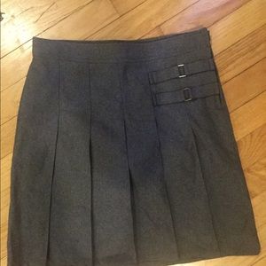 Grey skirt